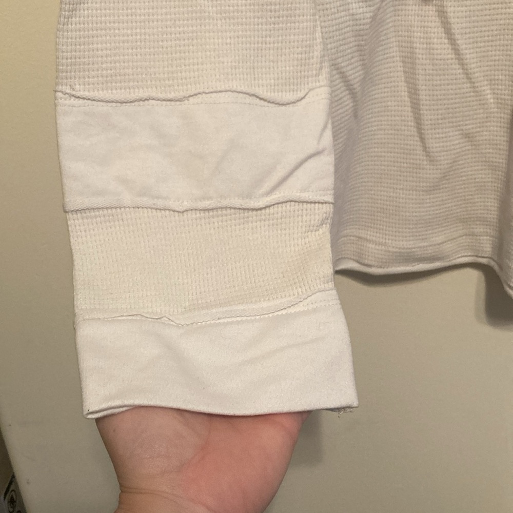 Cream Sweater - Picture 3 of 6